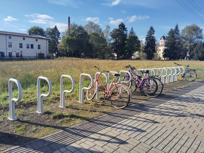 Dokáže Broumov ovlivnit podobu veřejného prostoru u nádraží?