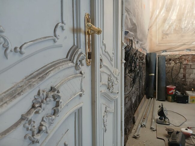 Kavárna Herzog: Restaurátorské práce pokračují