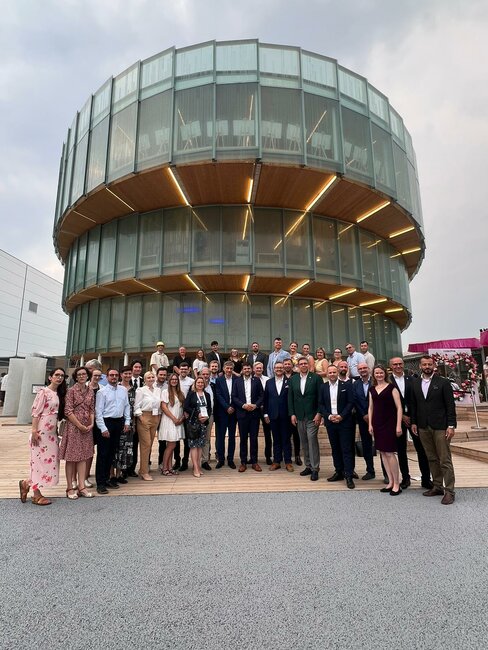 Na začátku příštího roku otevře Diakonie Broumov první linku na zpracování textilního odpadu