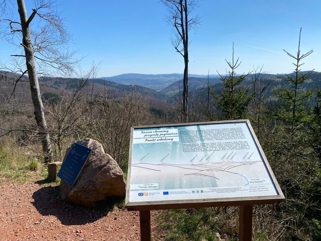 Bernardýni, krpály a byliny… Vítejte v Javořích horách