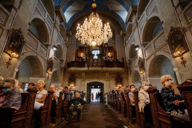 Předposlední "pokladový" koncert se konal v broumovském kostele sv. Petra a Pavla