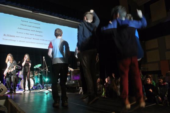 Pusťte si hudbu z gymnaziálního projektu Zahrajme to spolu!