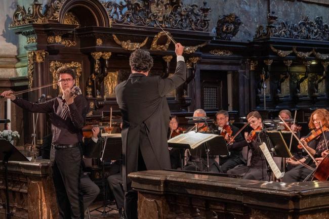 Výtěžek Zahajovacího koncertu 16. ročníku Za poklady Broumovska putuje na pomoc Moravě