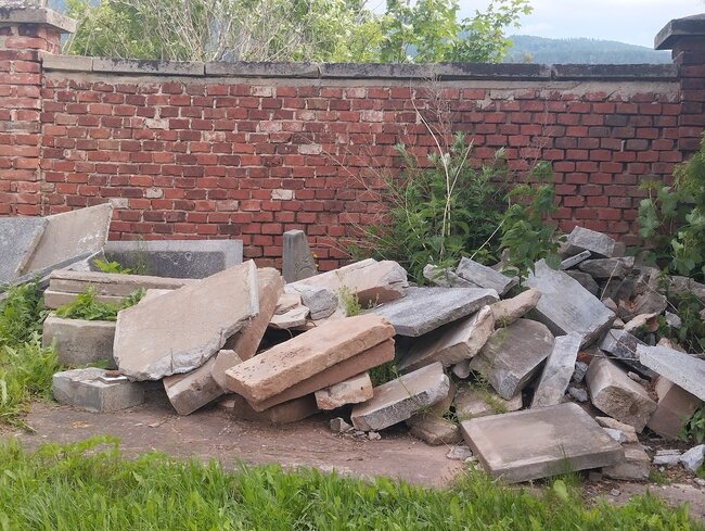 Postarat se o kamennou kroniku. Staré německé hroby mají šanci na záchranu