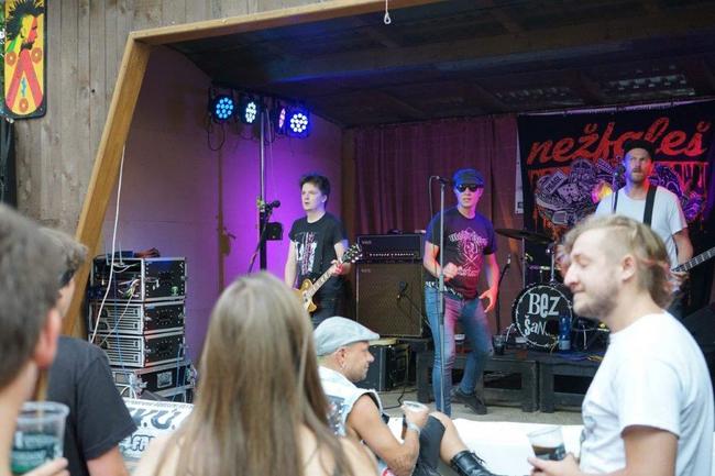 Děkovací živák Ze srdce Policka