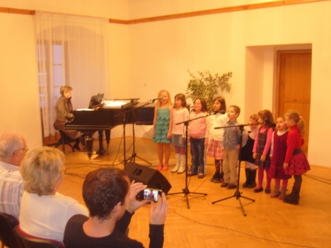 Koncert pěveckého oddělení broumovské umělecké školy