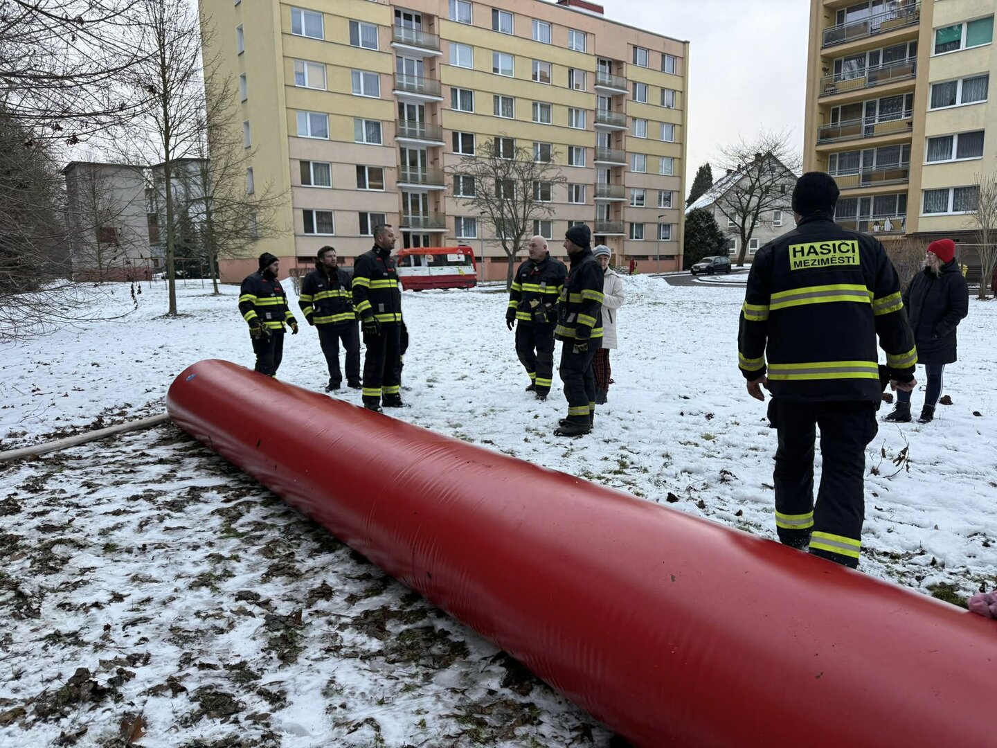 Meziměstí má nové protipovodňové bariéry
