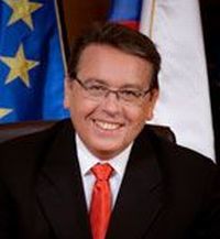 Franc promluví se Zemanem o problémech v kraji