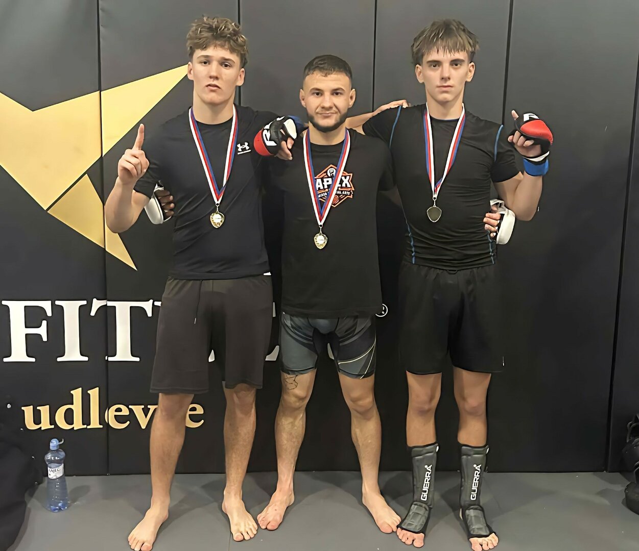 Borci z Broumovska v barvách APEX Gym Náchod bodovali na prestižním turnaji v MMA v Plzni