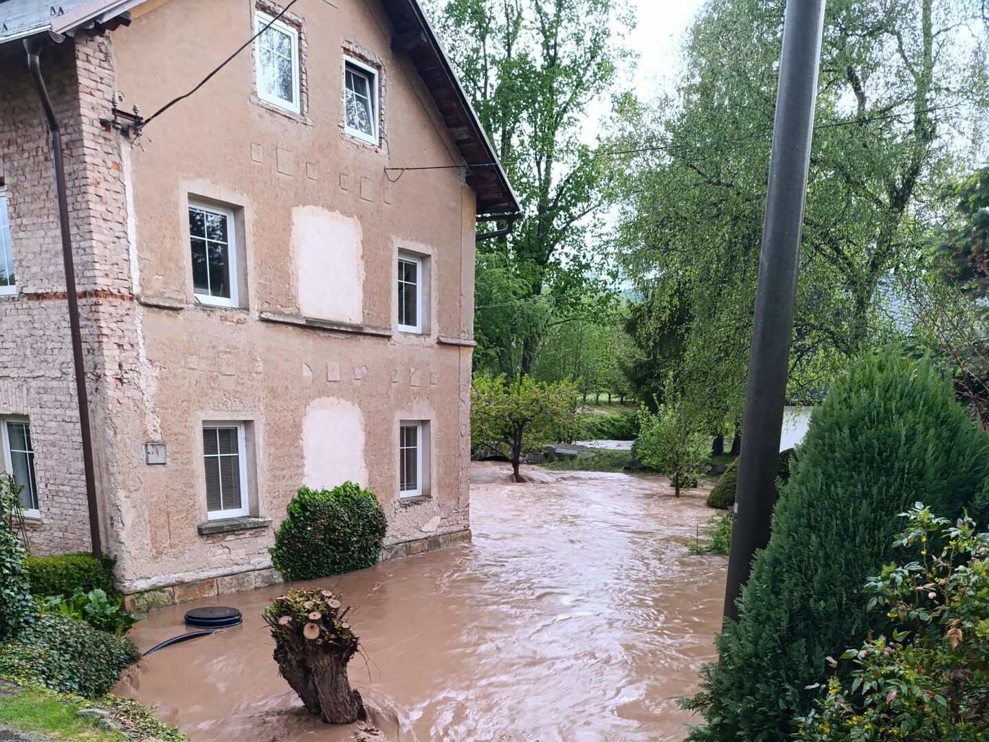Dalo se bleskové povodni v Křinicích zabránit?