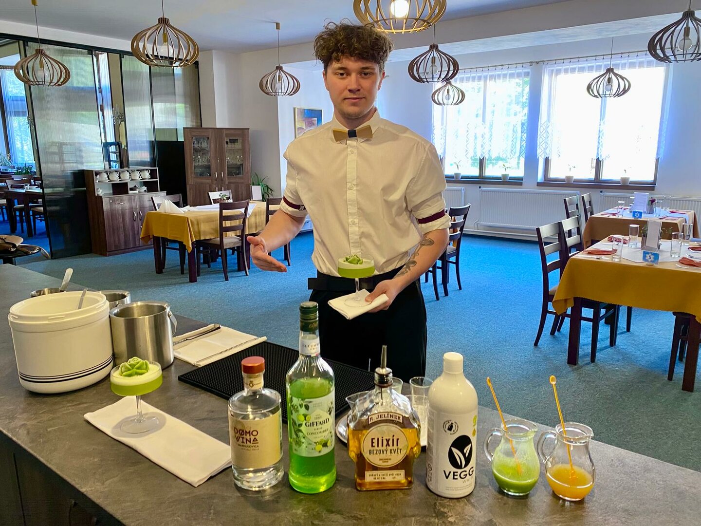 V barmanství jsem se našel a naplňuje mě to, říká Matěj Netík z Meziměstí