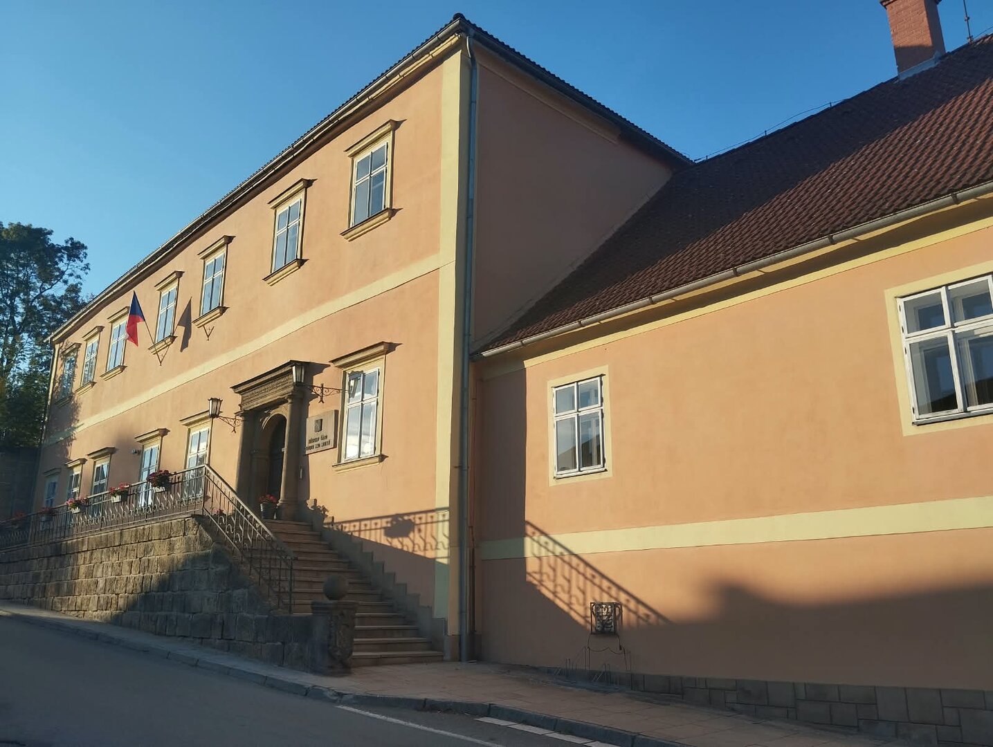 Teplice nad Metují před volbami: Jak chtějí kandidáti řešit neshody, investice a turismus?