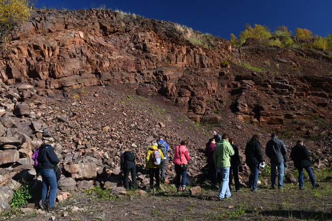 Terénní exkurze S geologem za sopkami do lomů v Rožmitále