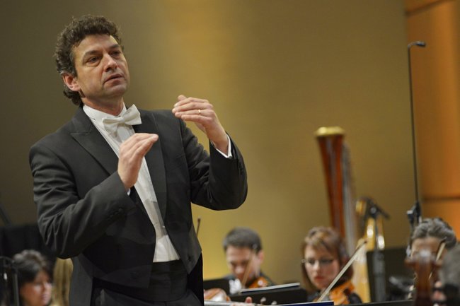 Filharmonie Hradec Králové, sólista a dirigent Kaspar Zehnder